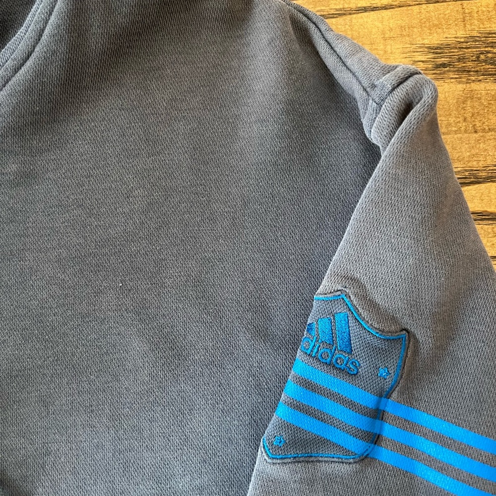 Vintage Y2K Adidas Center Trefoil Hoodie Streetwear Sweatshirt - Picture 6 of 8